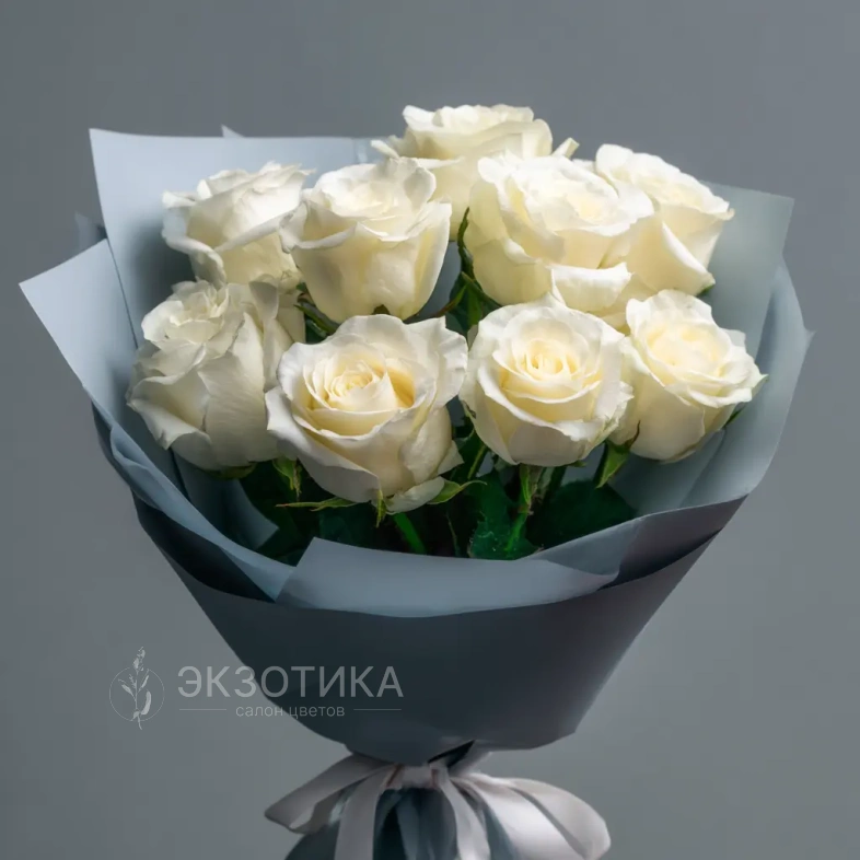 Белые розы &laquo;Белый лён&raquo;