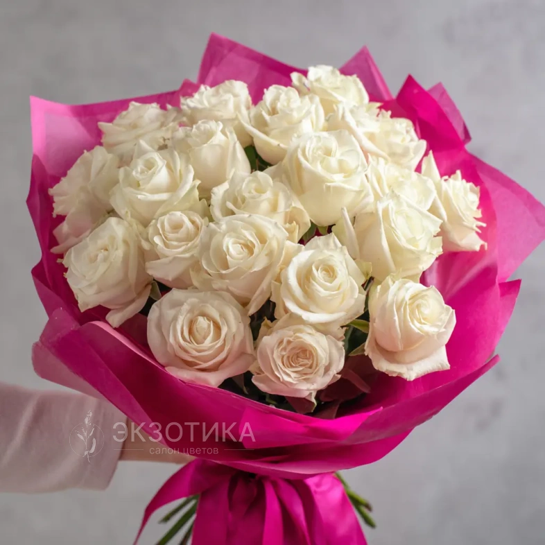 Белые розы &laquo;Чистота сердца&raquo;