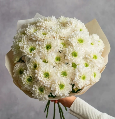 Монобукет из хризантем «Тепло момента»