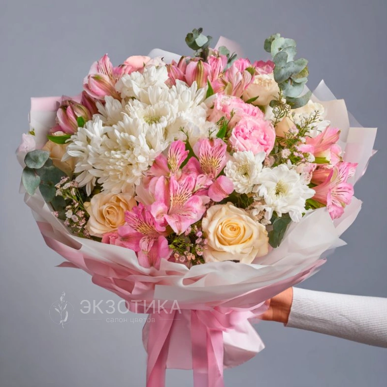 Букет с хризантемами &laquo;Светлый выбор&raquo;