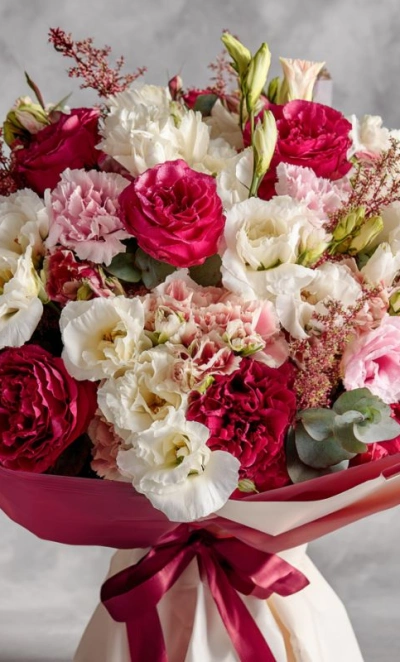 Букет с эустомами «Ароматный штрих»