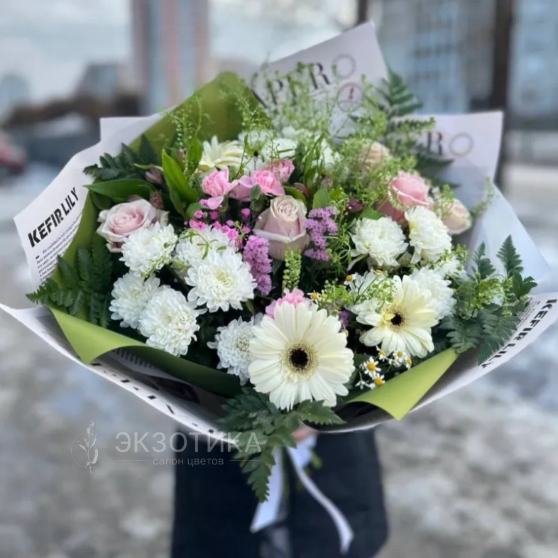 Букет из роз и Гербер &laquo;Сама Элегантность&raquo;