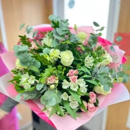 Букет из кустовых роз и альстромерий &laquo;Свежесть утра&raquo; 0