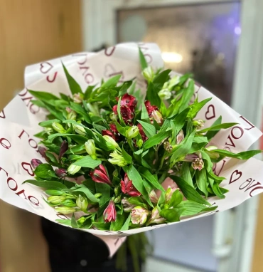 Букет из альстромерий «Счастье в мгновенье»