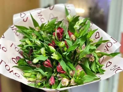 Букет из альстромерий «Счастье в мгновенье»