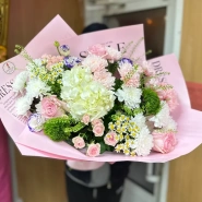 Букет из гортензии и эустомы &laquo;Нежное прикосновение&raquo; 0