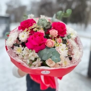 Букет из роз и альстромерии &laquo;Яркая жизнь&raquo; 0