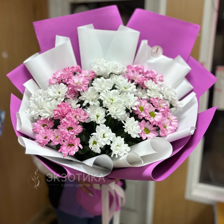 Букет из кустовых хризантем &laquo;Гигант&raquo;