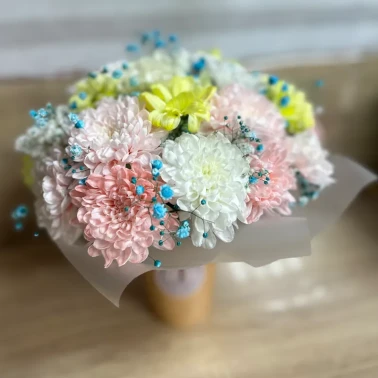 Стаканчик из кустовых хризантем «Неженка»